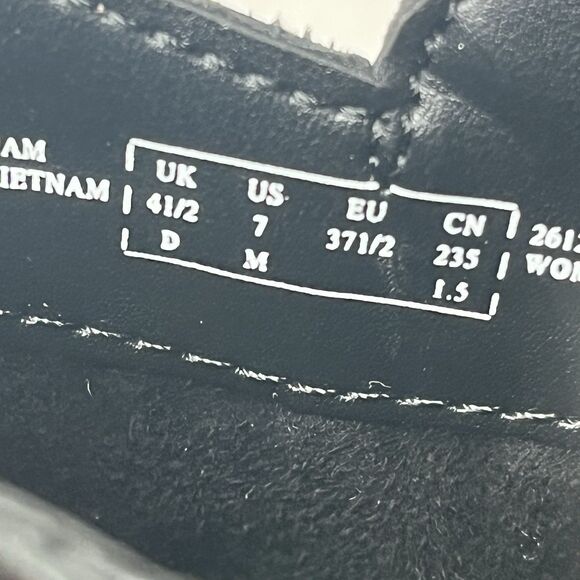 Clarks Artisan Carleta Paris Black Leather Chunky Ankle Boots Women’s Size 7 M - Picture 9 of 11